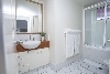 1 Bedroom Standard Apartment: Bathroom