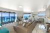 2 Bedroom Superior Apartment - Ocean View: Living room