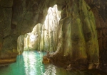 Explore Sawa-i-lau caves