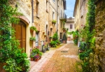 Stroll through the timeless streets of Tuscany