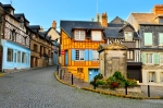 Discover Honfleur, the gem of Normandy's coast